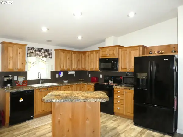 Boring, OR 97009,32700 SE LEEWOOD LN #32