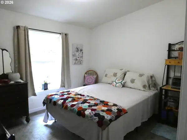 32700 SE LEEWOOD LN #32, Boring, OR 97009