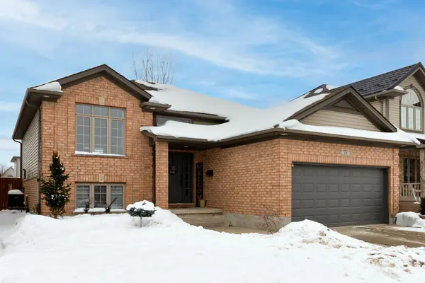 Central Elgin, ON N5P 4P9,18 Watson CRES