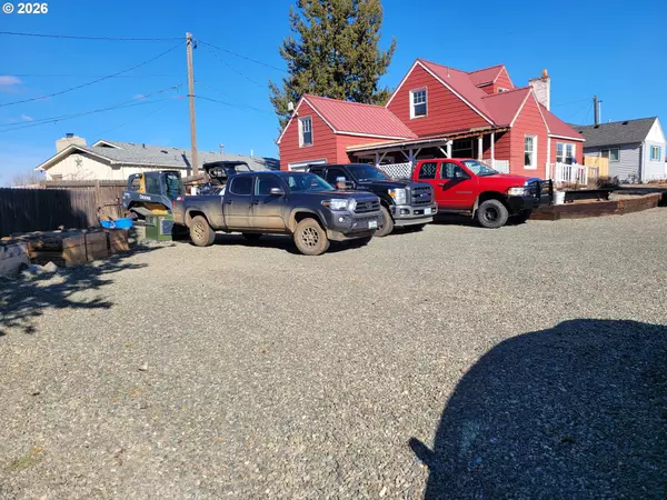 Baker City, OR 97814,314 HILLCREST PL