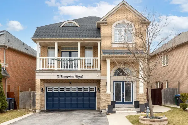 12 Homeview RD, Brampton, ON L6P 2L9