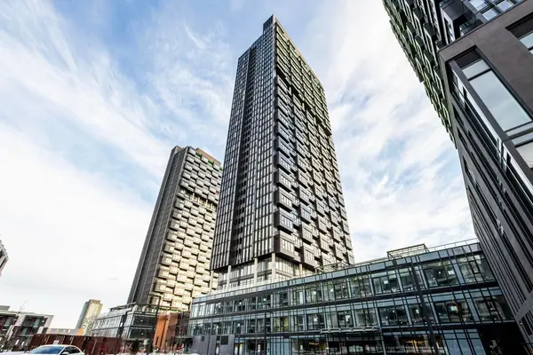 1 Quarrington LN #702, Toronto C13, ON M3C 0S4