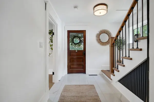 123 John ST, Kawartha Lakes, ON K0M 2T0