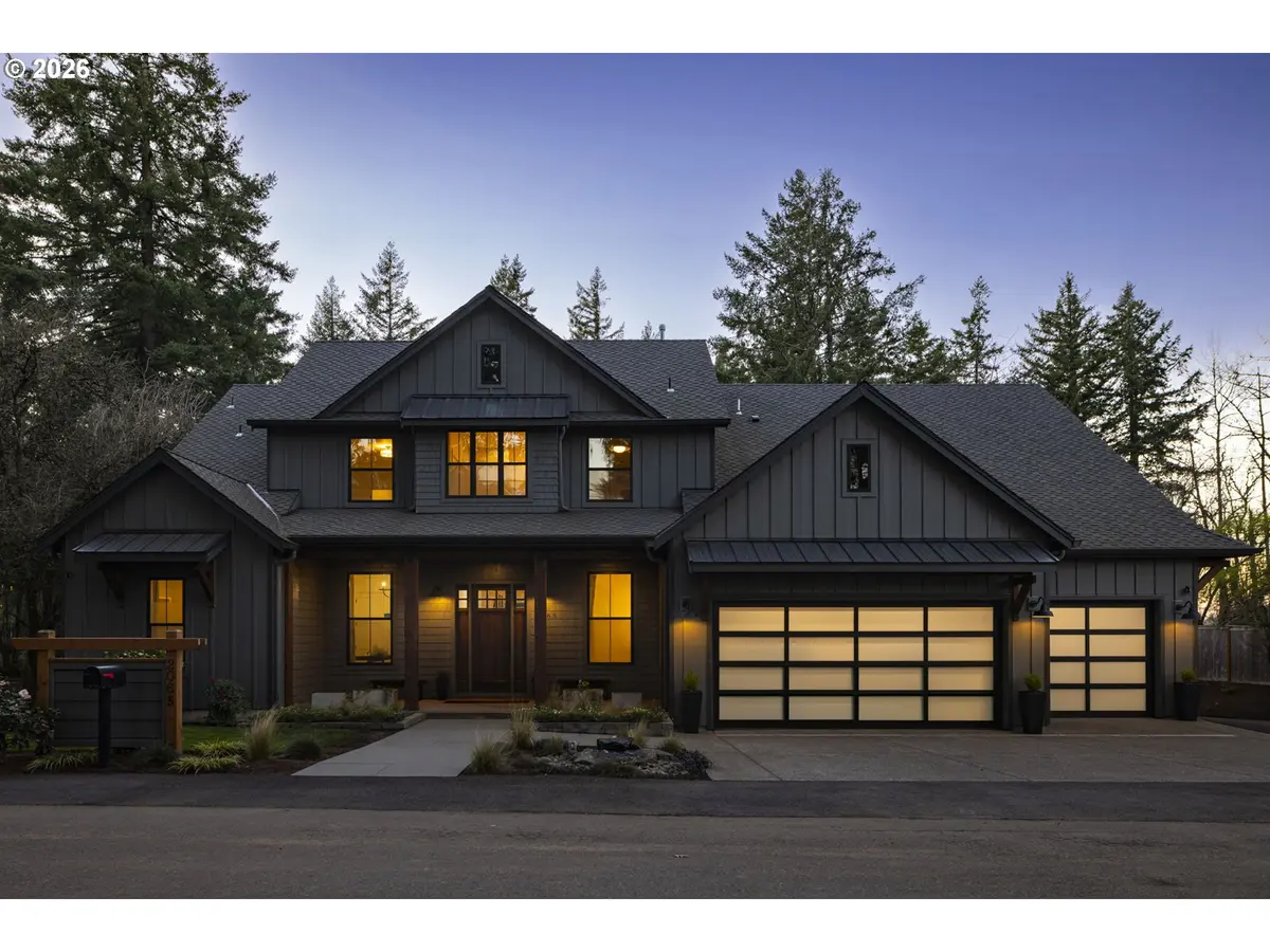 2065 SW 75TH AVE, Portland, OR 97225