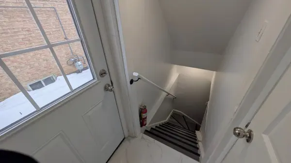 1927 Parkside DR, Pickering, ON L1V 3N6