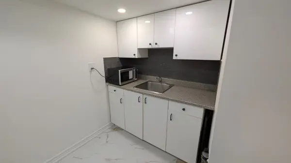 1927 Parkside DR, Pickering, ON L1V 3N6