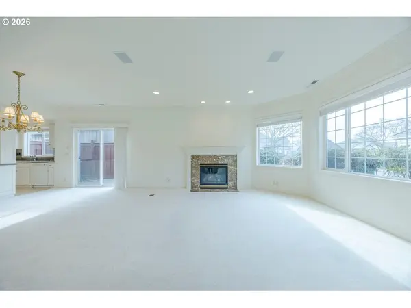 3329 LAKE WOOD DR, Eugene, OR 97408