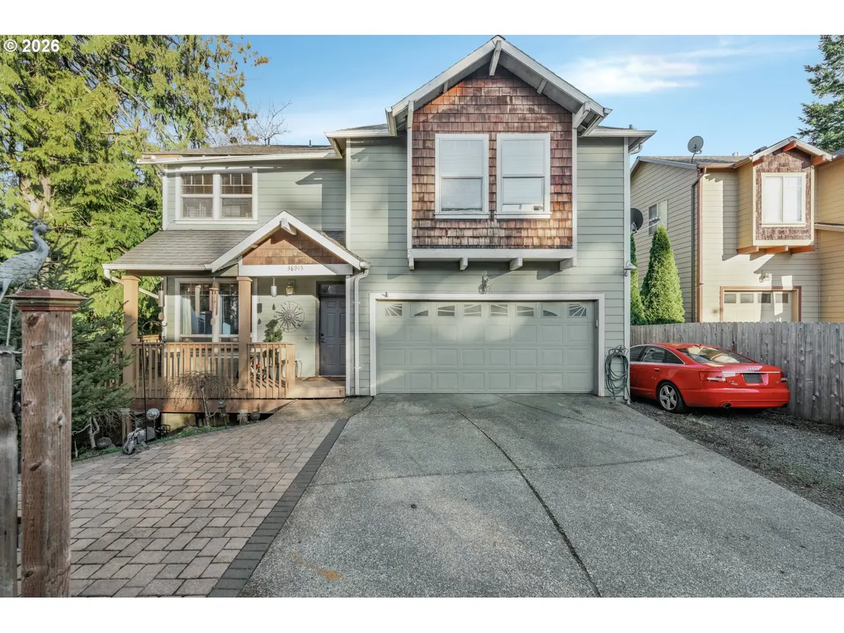 38915 SANDY HEIGHTS ST, Sandy, OR 97055