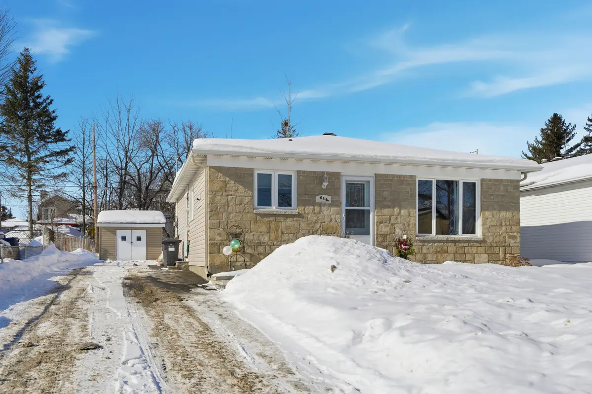 Hawkesbury, ON K6A 1T9,644 James ST