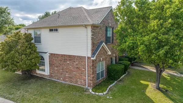 Fort Worth, TX 76244,5224 Bay View Drive