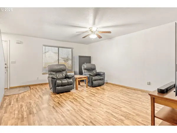 224 E HEMLOCK DR, Gervais, OR 97026