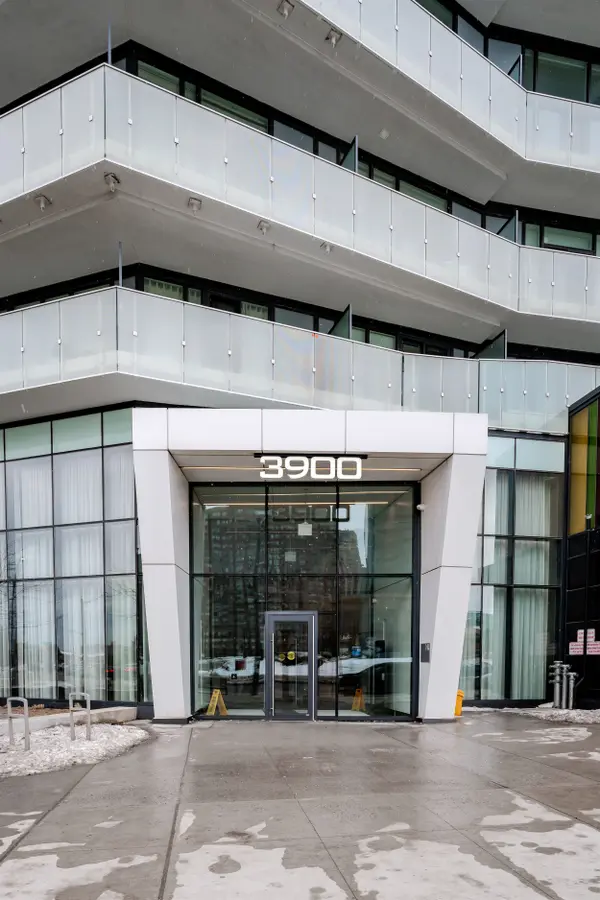 Mississauga, ON L5B 0M3,3900 Confederation Pkwy #5211