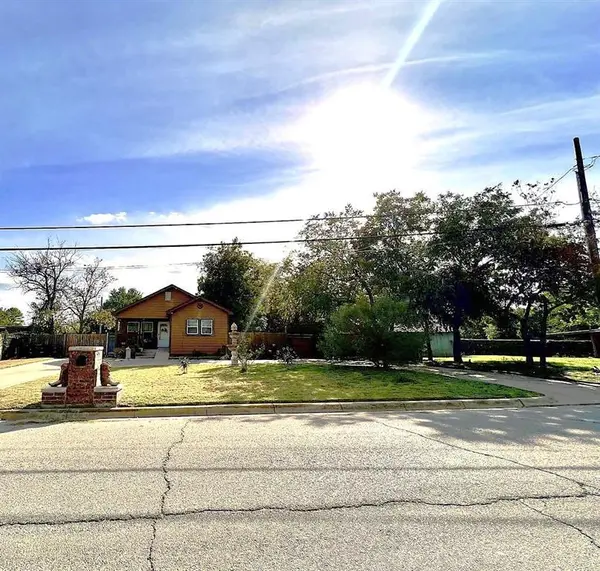 4531 Blackstone Drive, Fort Worth, TX 76114