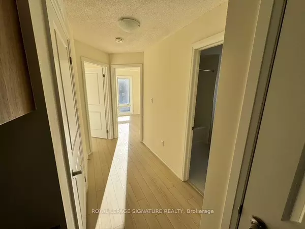 Toronto E11, ON M1B 1E7,25 Priya LN #Unit 2