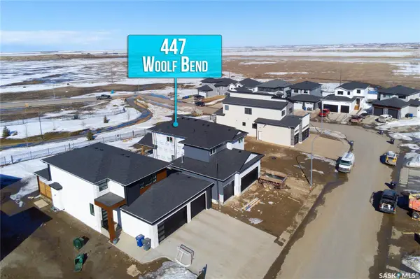 447 Woolf BEND, Saskatoon, SK S7W 1E6