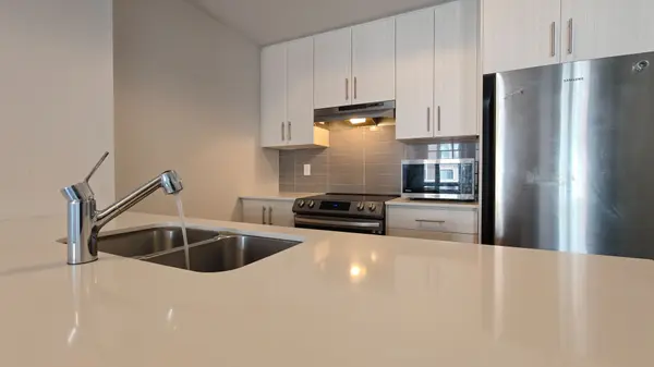 Toronto W06, ON M8V 0J8,15 William Jackson WAY #Unit 26