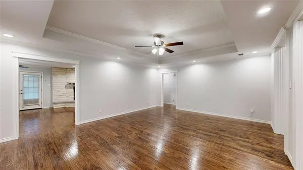 3713 Teal Lane, Bedford, TX 76021