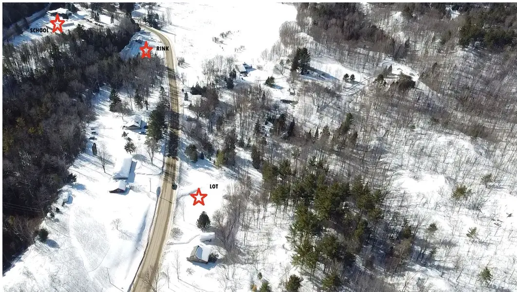 1360 Mountain Grove RD, Frontenac, ON K0H 1B0