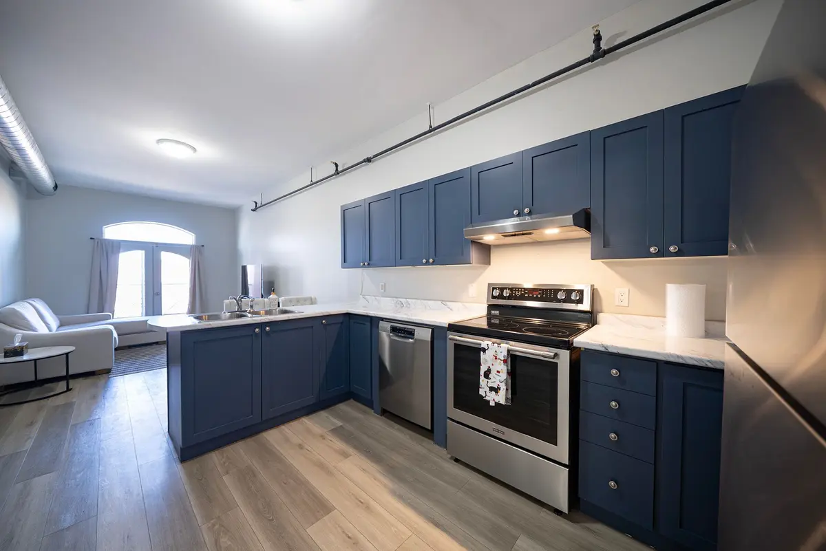 Brantford, ON N3R 7J4,150 Colborne ST #407