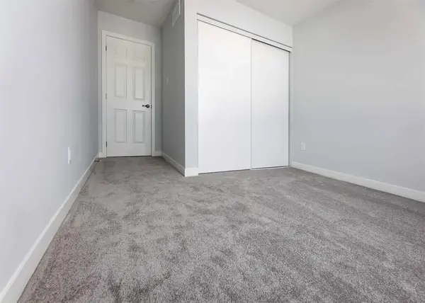 Barrhaven, ON K2J 7B3,310 Parallax Private