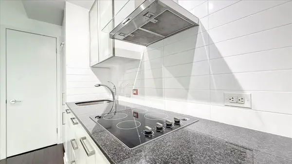 12 York ST #3608, Toronto C01, ON M5J 0A9