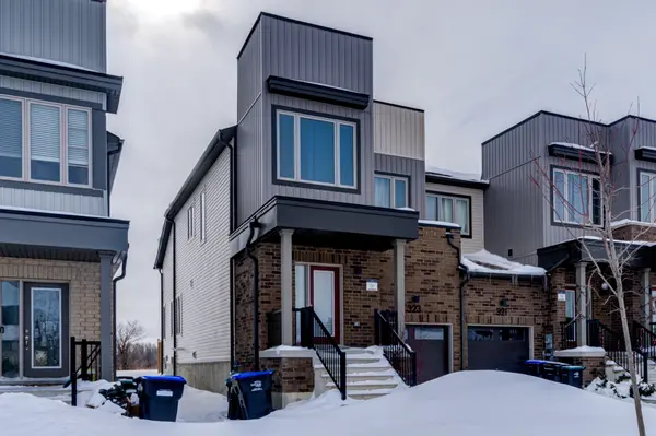 323 Atkinson ST, Clearview, ON L0M 1S0