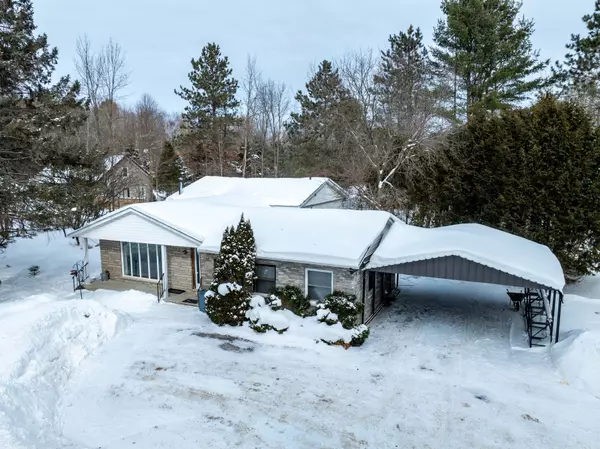 109 Perth ST, Rideau Lakes, ON K0G 1E0