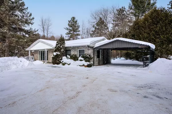 Rideau Lakes, ON K0G 1E0,109 Perth ST