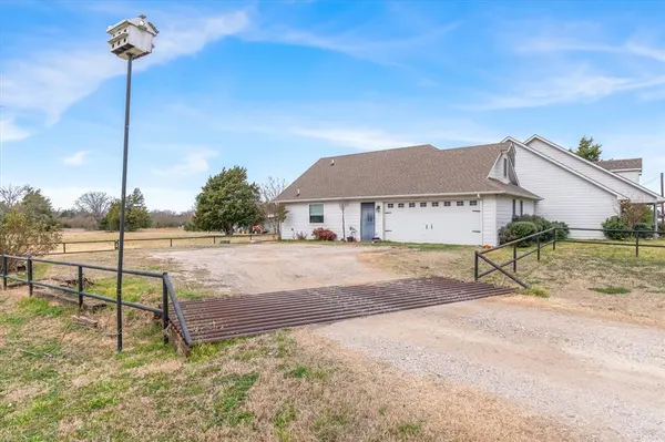 9111 County Road 313, Terrell, TX 75161