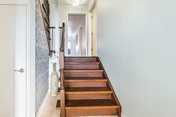 Brampton, ON L6Y 0L6,43 Pefferlaw CIR