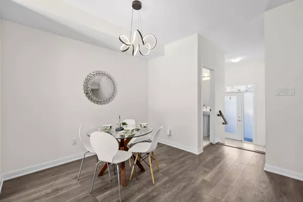 Barrhaven, ON K2J 6Y4,116 Maynooth CT