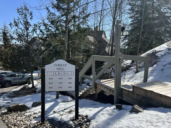 Huntsville, ON P1H 2J5,3421 Grandview Forest Hill DR #5