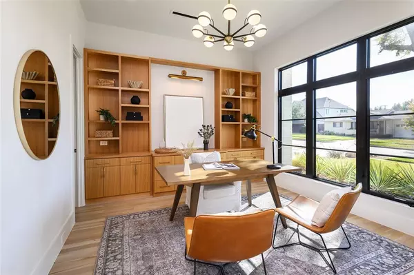 Dallas, TX 75220,4015 Rochelle Drive