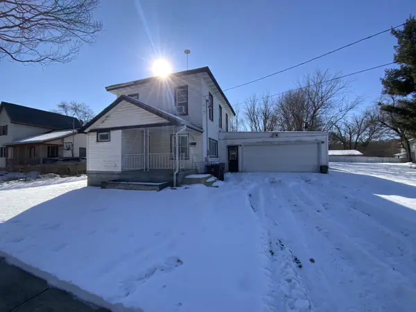 609 W Center ST, Albion City, MI 49224