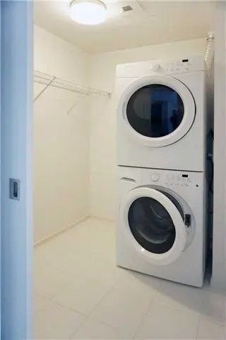 Toronto C01, ON M5V 2G9,125 Peter ST #2811