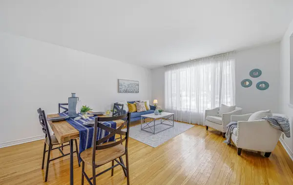 1367 Garvolin AVE, Pickering, ON L1W 1J5