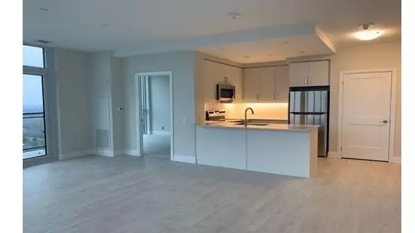 Brampton, ON L6W 2Z8,15 Lynch ST #804