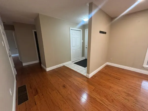 Huntsville, ON P0B 1M0,80 Stephenson Rd 7 N/A E