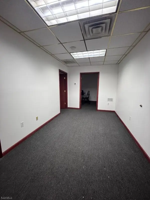 970 Main St, Paterson City, NJ 07503