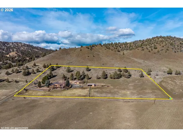 John Day, OR 97845,27791 BLUE HERON RD