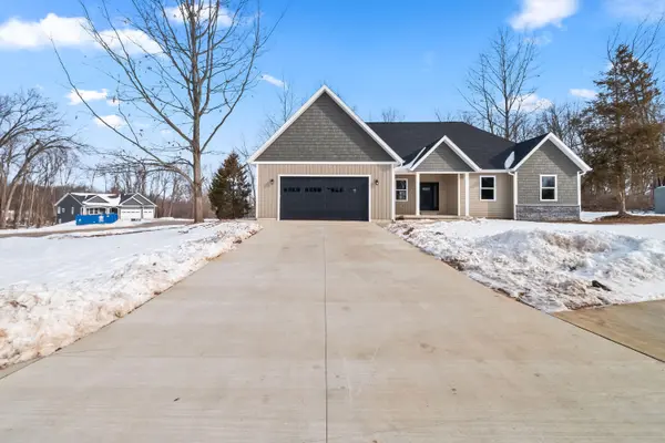 64 Arapaho TRL, Coldwater City, MI 49036