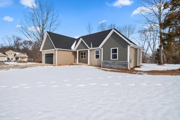 64 Arapaho TRL, Coldwater City, MI 49036