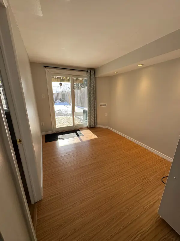 107 Bean CRES, Ajax, ON L1T 4K2