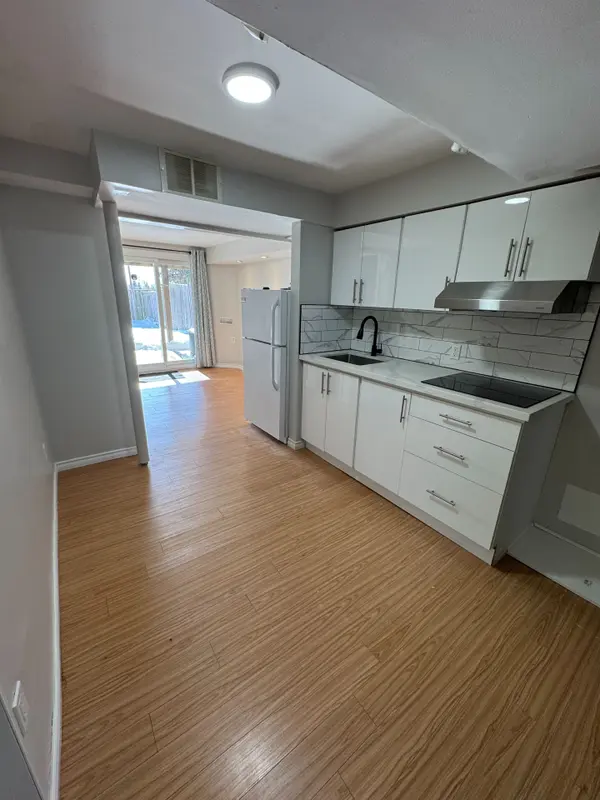 107 Bean CRES, Ajax, ON L1T 4K2