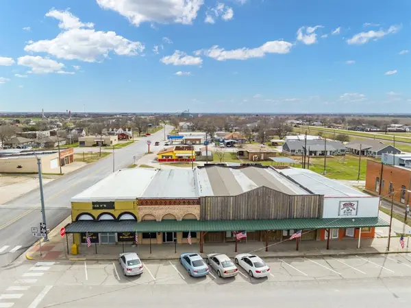 103 W Main St, Itasca, TX 76055