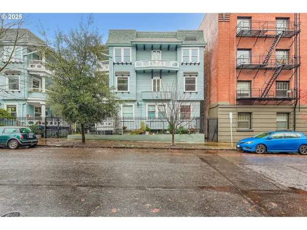 2127 NW IRVING ST #202, Portland, OR 97210