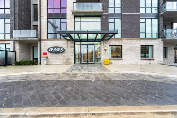 42 Mill ST #105, Halton Hills, ON L7G 0P9