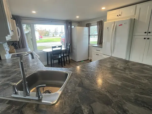 Georgian Bluffs, ON N0H 2N0,102 Grace St N/A