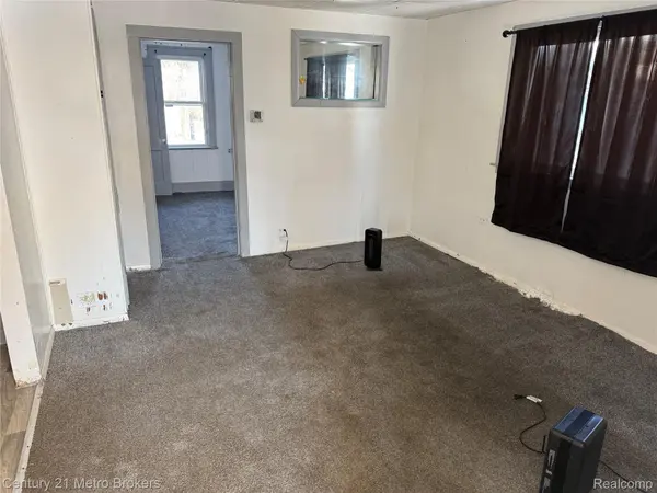 2217 Maryland AVE, Flint, MI 48506