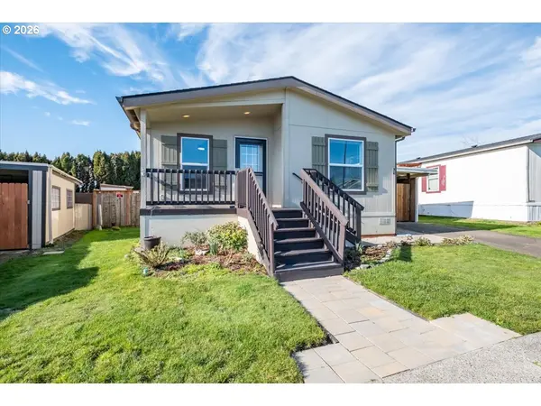 830 N MAIN ST, Mt Angel, OR 97362